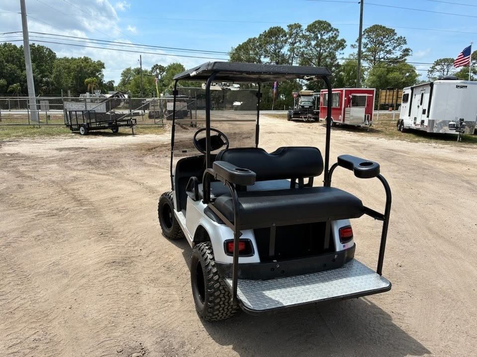Used 2016 E-Z-GO Golf Cart
