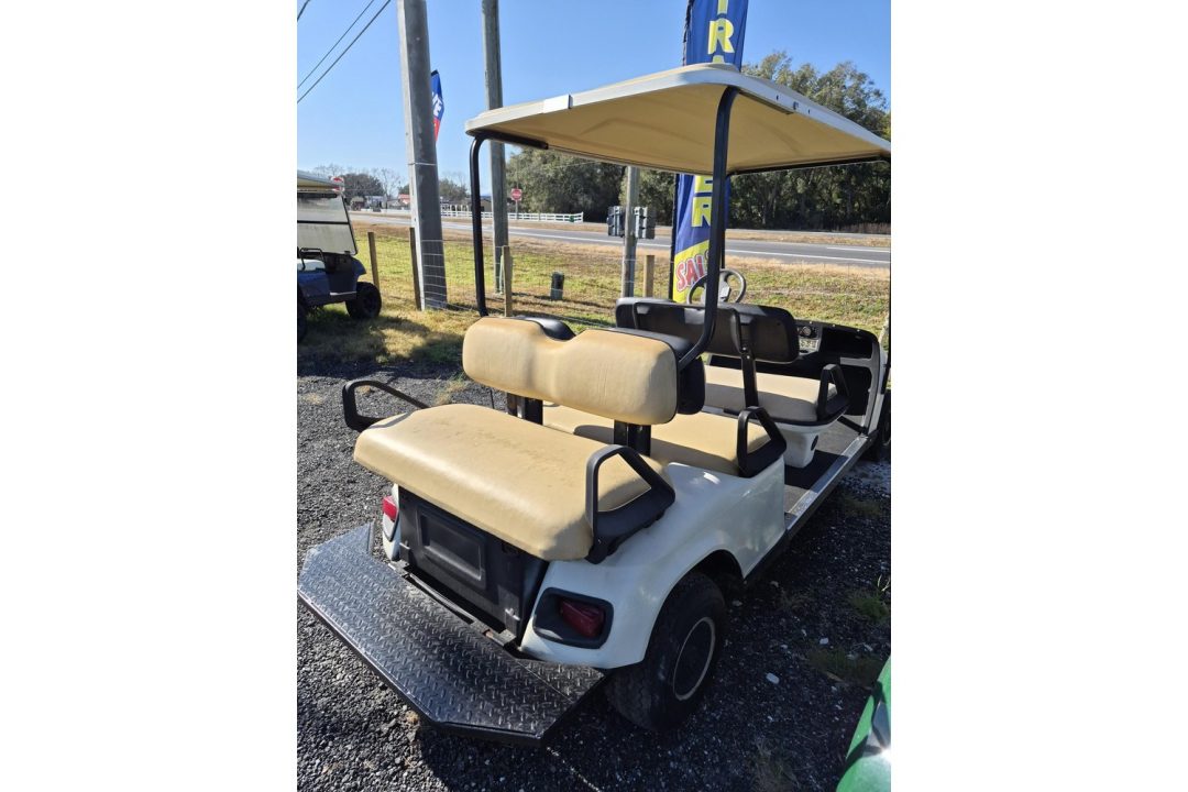 Used 2006 E-Z-GO 6 Seater Gas Golf Cart Golf Cart