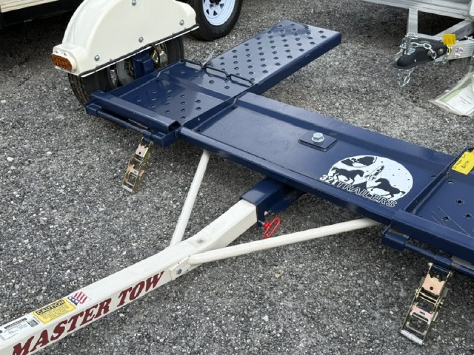 New Dolly with Surge Disc Brakes, LED Lights, Aluminum Wheels and Radial Tires