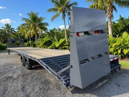 New 2026 Triple Crown Trailers 40 Ft. Gooseneck Equipment Trailer – 35+5 Flatbed | Mega Ramps | 17,500 LB GVWR Equipment Trailer