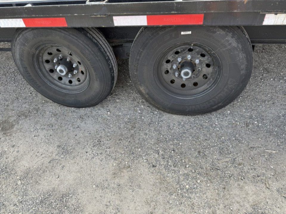 Used 2025 East Texas Trailers 8 x 40 Gooseneck Deckover Trailer – 14,000 lb GVWR | Heavy Duty Equipment & Car Hauler Trailer