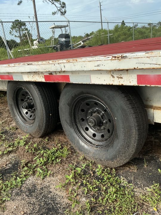 Used 2023 East Texas Trailers 40 Ft Gooseneck Hot Shot Trailer – 15,680 GVWR | Low Boy Flatbed Flatbed Trailer