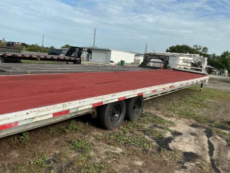 Used 2023 East Texas Trailers 40 Ft Gooseneck Hot Shot Trailer – 15,680 GVWR | Low Boy Flatbed Flatbed Trailer