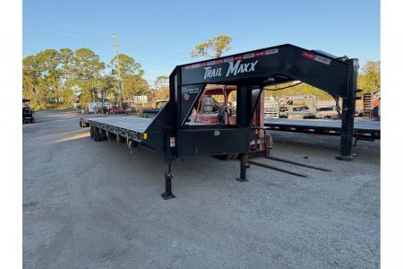Used 2024 Trail Maxx 40 Ft Gooseneck Equipment Trailer Tandem with Mega Ramps Flatbed Trailer