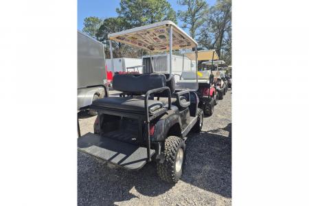 Used 2010 Yamaha Black 4 Seater Gas Golf Cart Golf Cart