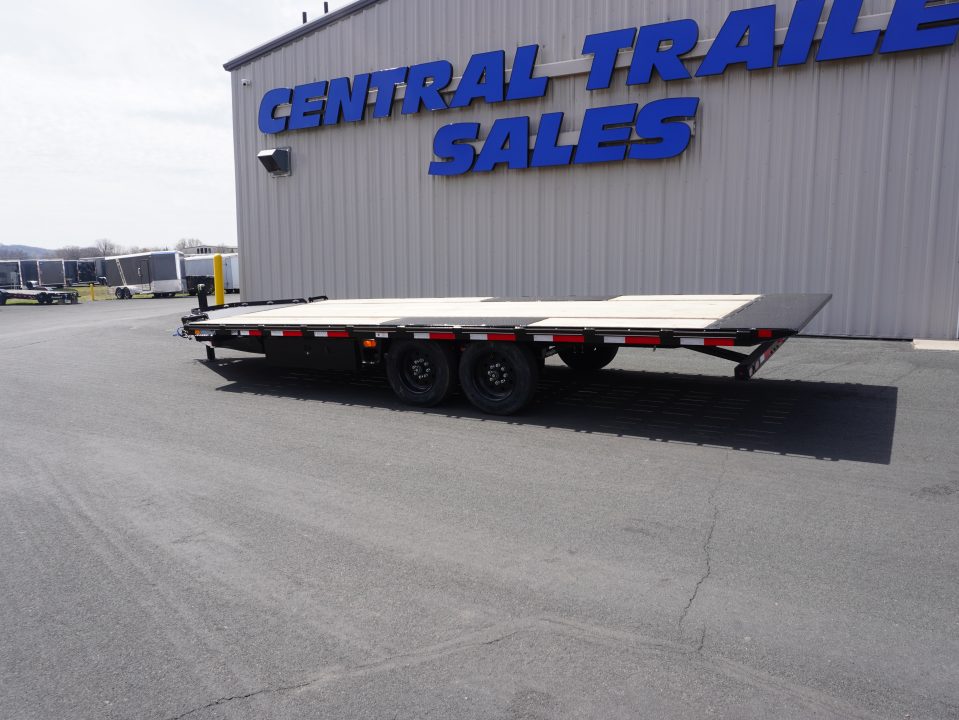 New 2026 Diamond C Trailers DET207 22ft Deckover Tilt Tilt Trailer