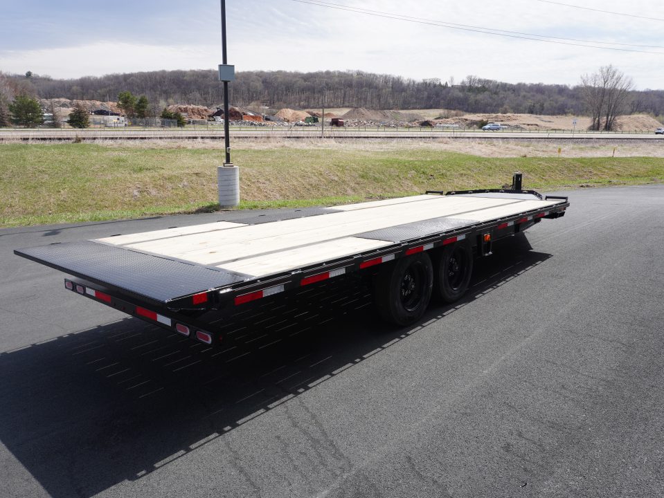 New 2026 Diamond C Trailers DET207 22ft Deckover Tilt Tilt Trailer