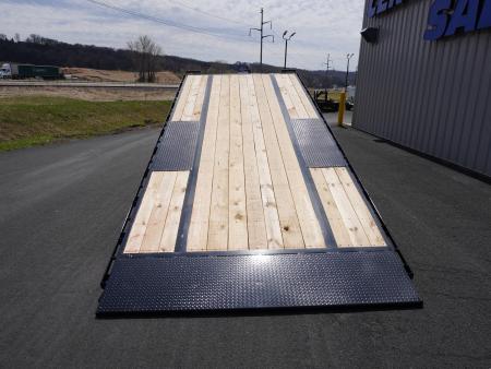 New 2026 Diamond C Trailers DET207 22ft Deckover Tilt Tilt Trailer