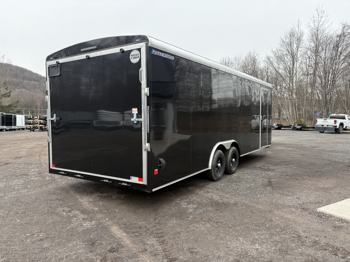 New 2026 WELLS CARGO Road Force 8.5x24 10K 7' Interior Height Car/ Racing Trailer