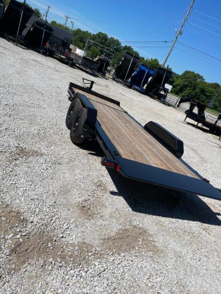 New 2026 Diamond C Trailers HTL 207 Package 20'X82" Baseline Tilt Equipment Trailer
