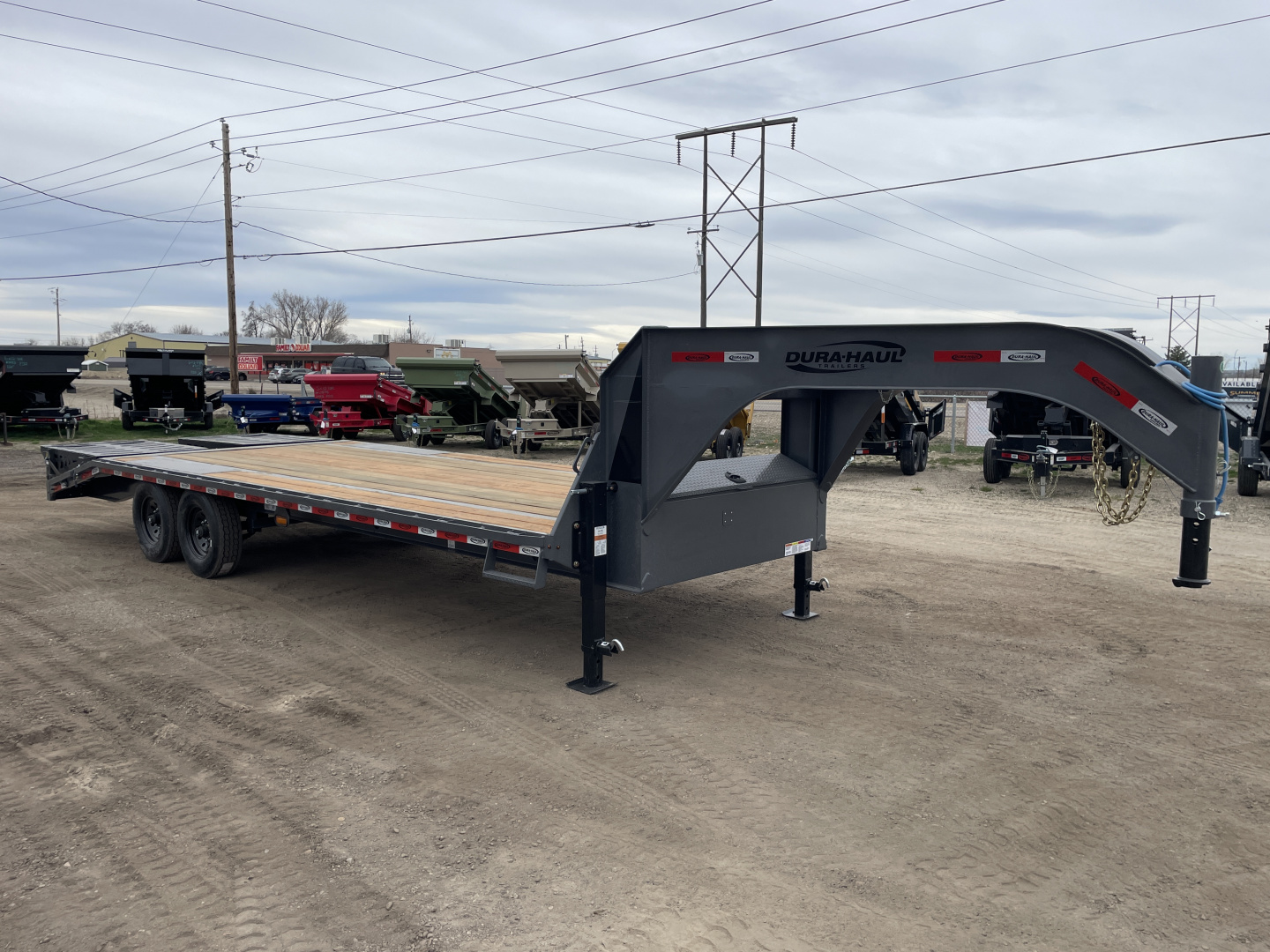 New 2026 Dura-Haul 8x20+5 16k Gooseneck Flatbed Trailer