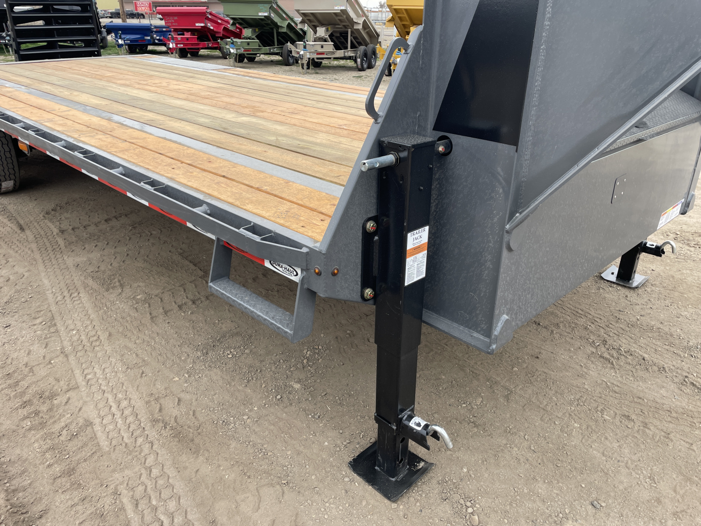 New 2026 Dura-Haul 8x20+5 16k Gooseneck Flatbed Trailer