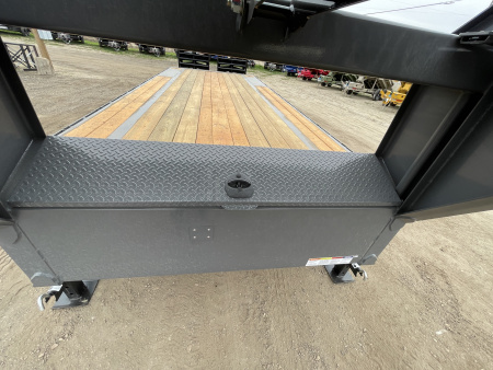 New 2026 Dura-Haul 8x20+5 16k Gooseneck Flatbed Trailer