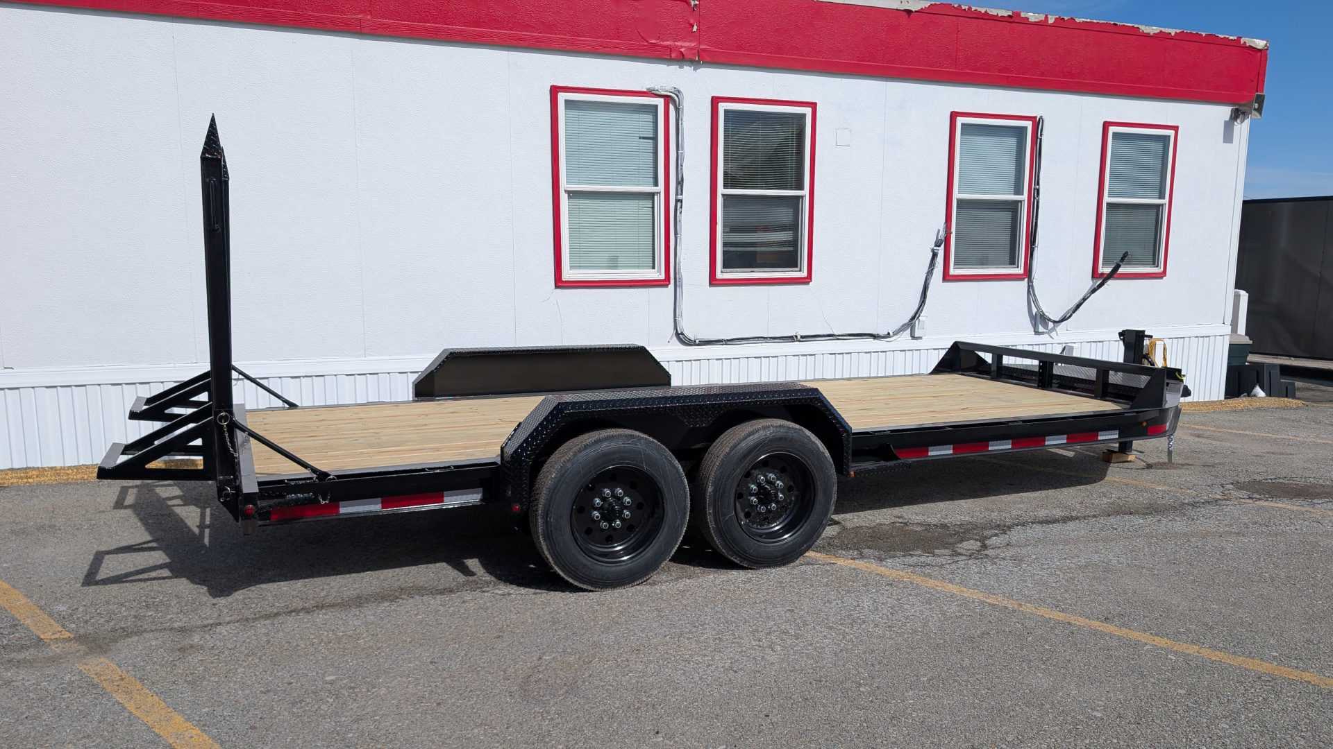 New 2026 Belmont 18' HD Lo Pro Equipment Trailer w/ 5' Stand Up Ramps 16K