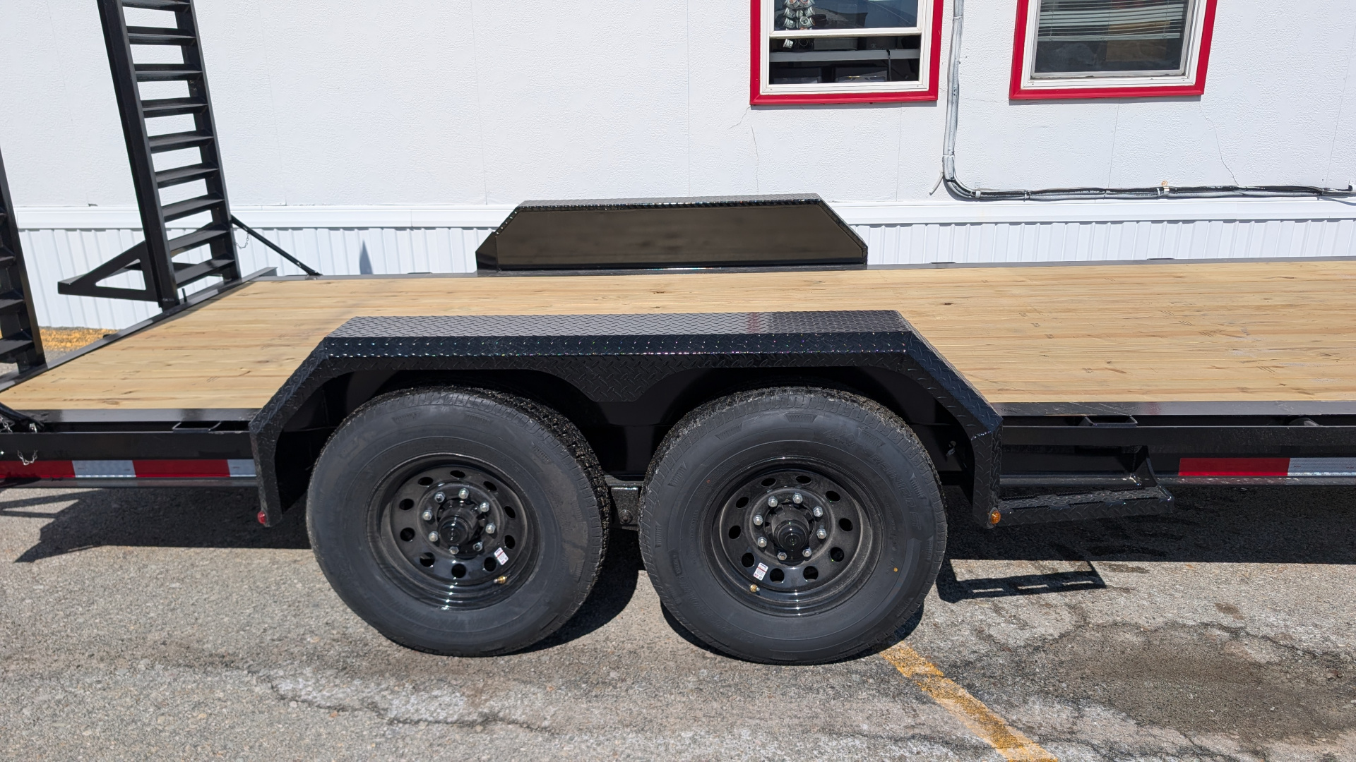 New 2026 Belmont 18' HD Lo Pro Equipment Trailer w/ 5' Stand Up Ramps 14K