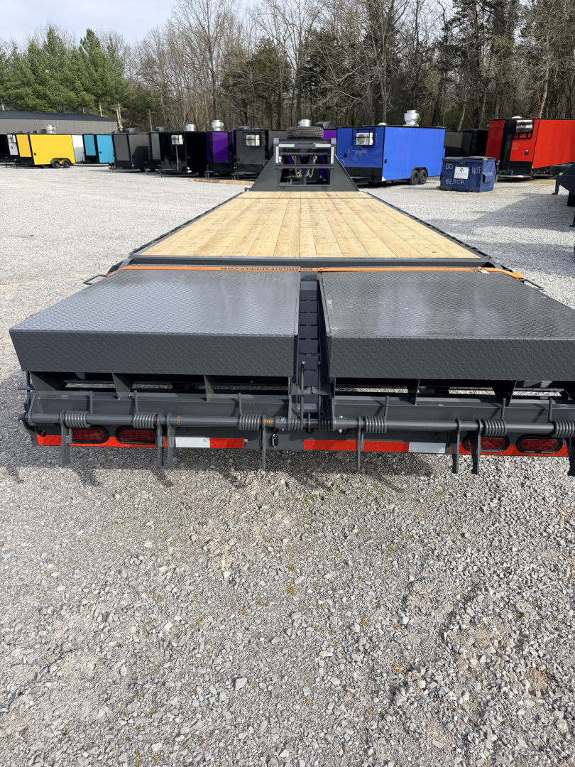 New 2026 Lamar Trailers 102X32 GOOSENECK 24K GVWR (MEGA RAMPS) Flatbed Trailer