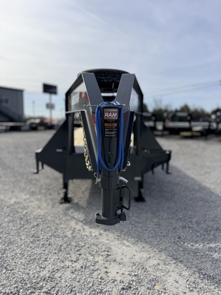 New 2026 Lamar Trailers 102X32 GOOSENECK 24K GVWR (MEGA RAMPS) Flatbed Trailer
