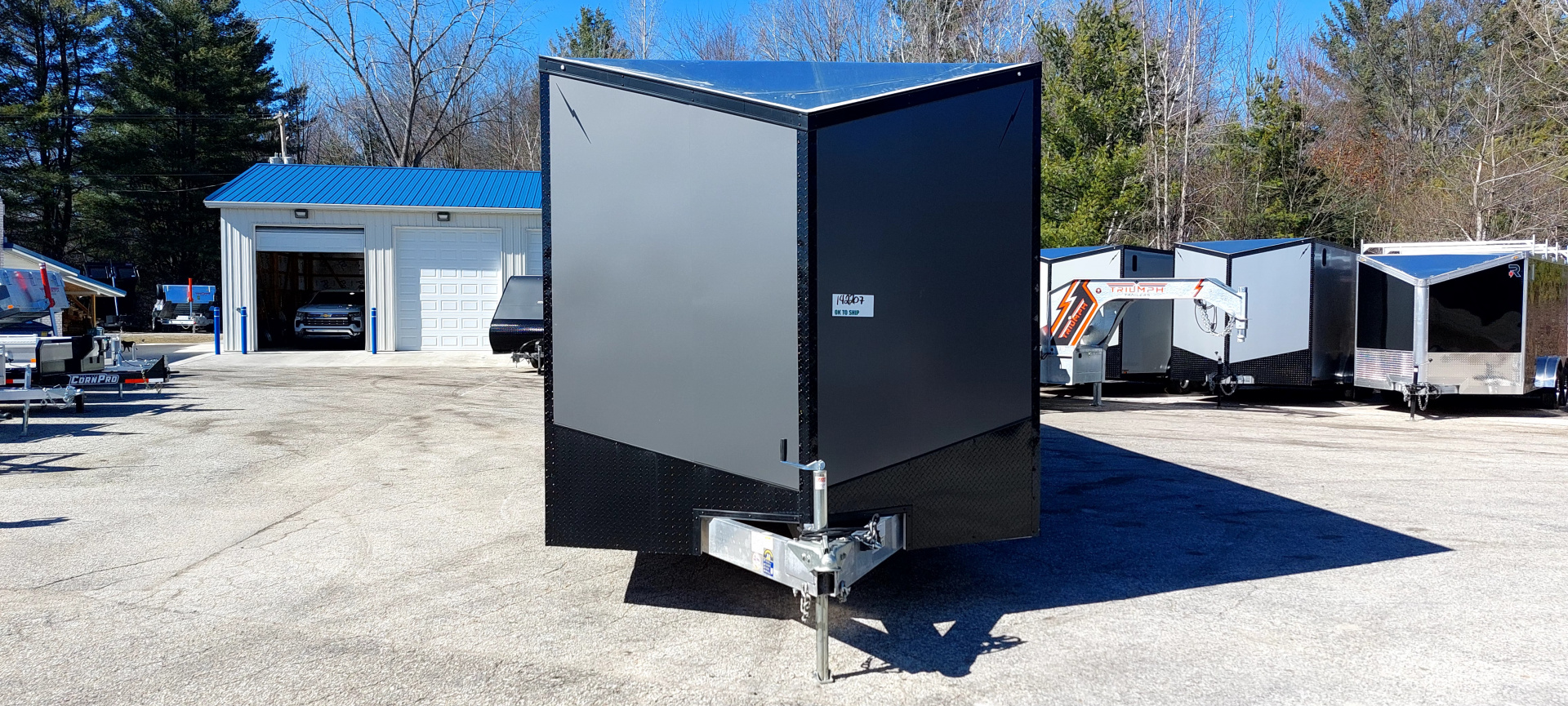 New 8 X 28 +2' VNOSE CAR HAULER ENCLOSED ALL ALUMINUM 5200# AXLES 2026 LIGHTNING