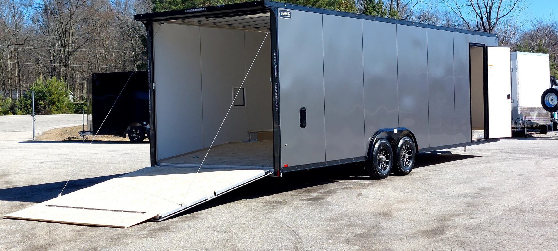 New 8 X 28 +2' VNOSE CAR HAULER ENCLOSED ALL ALUMINUM 5200# AXLES 2026 LIGHTNING
