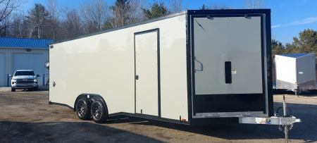 New 8' X 24 + 4 ENCLOSED CAR HAULER W/ SNOW PACKAGE SIDE ESCAPE DOOR ALL ALUMINUM 2026 LIGHTNING