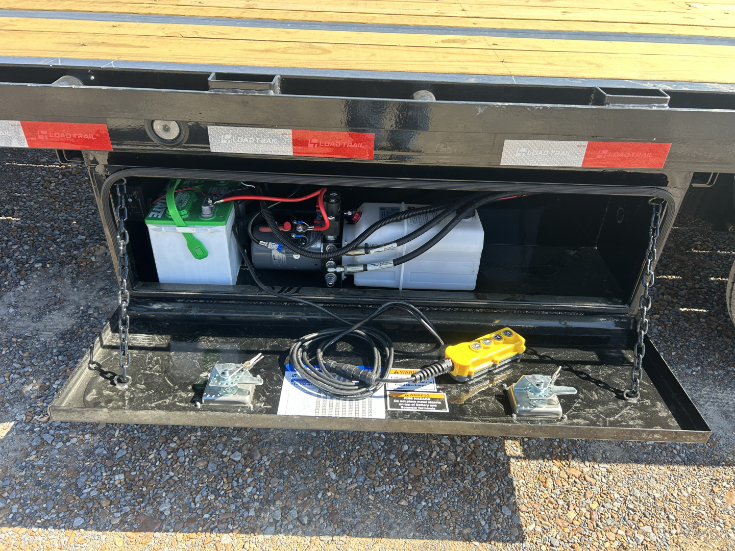 New 2026 Load Trail 102"X30' 16K Hydraulic Dovetail Gooseneck Trailer