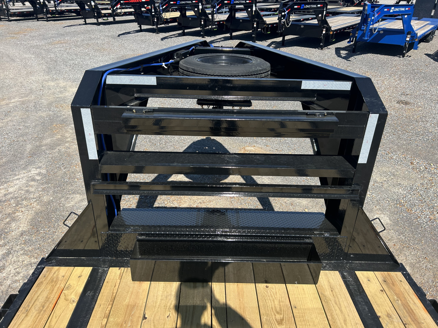 New 2026 Load Trail 102"X30' 16K Hydraulic Dovetail Gooseneck Trailer