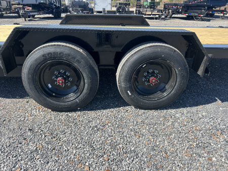 New 2026 Load Trail Gooseneck Tilt Trailer | 83" x 24' 20K GVWR