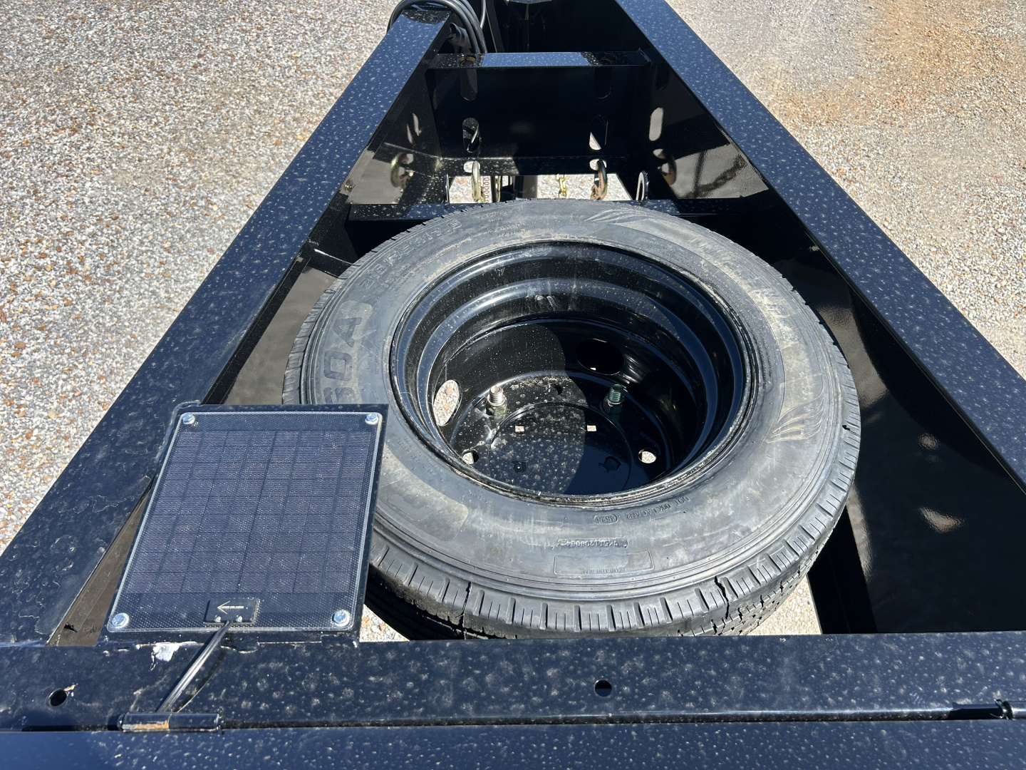 New 2026 MAXXD Gooseneck Flatbed Trailer | 102" x 28' 30K GVWR