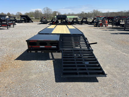 New 2026 MAXXD Gooseneck Flatbed Trailer | 102" x 28' 30K GVWR