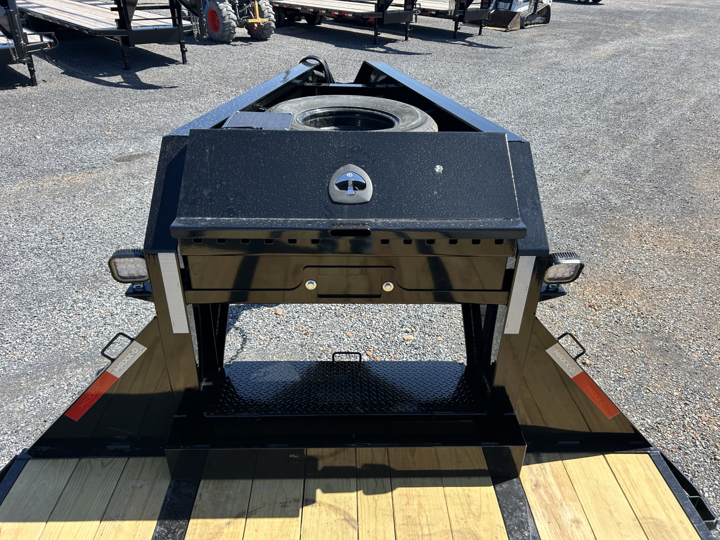 New 2026 MAXXD Gooseneck Flatbed Trailer | 102" x 30' 25K GVWR