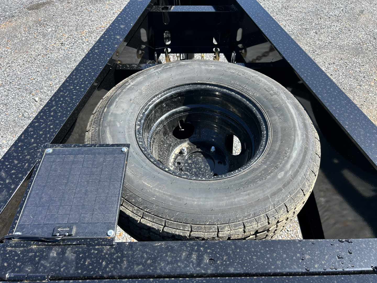 New 2026 MAXXD Gooseneck Flatbed Trailer | 102" x 30' 25K GVWR