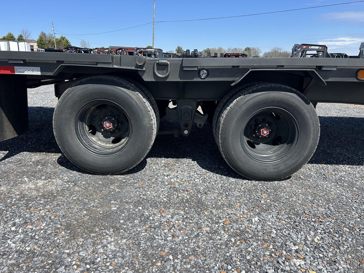New 2026 MAXXD Hydraulic Dovetail Gooseneck Trailer | 32' x 102' 25K GVWR