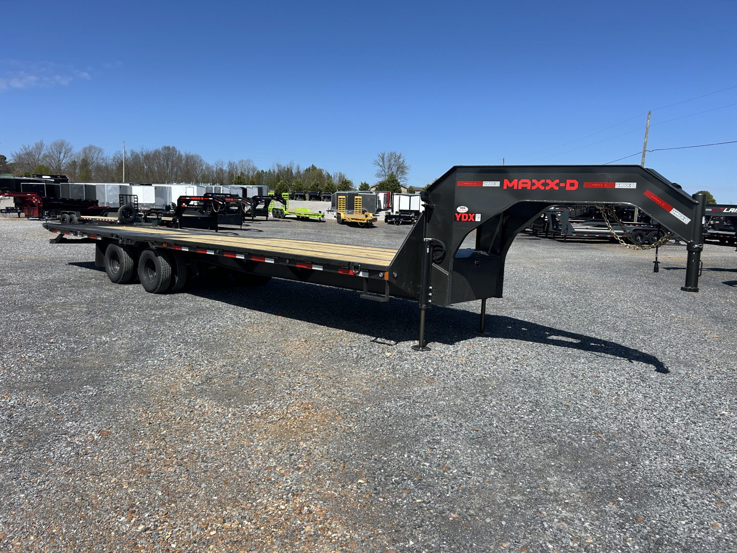 New 2026 MAXXD Hydraulic Dovetail Gooseneck Trailer | 32' x 102' 25K GVWR