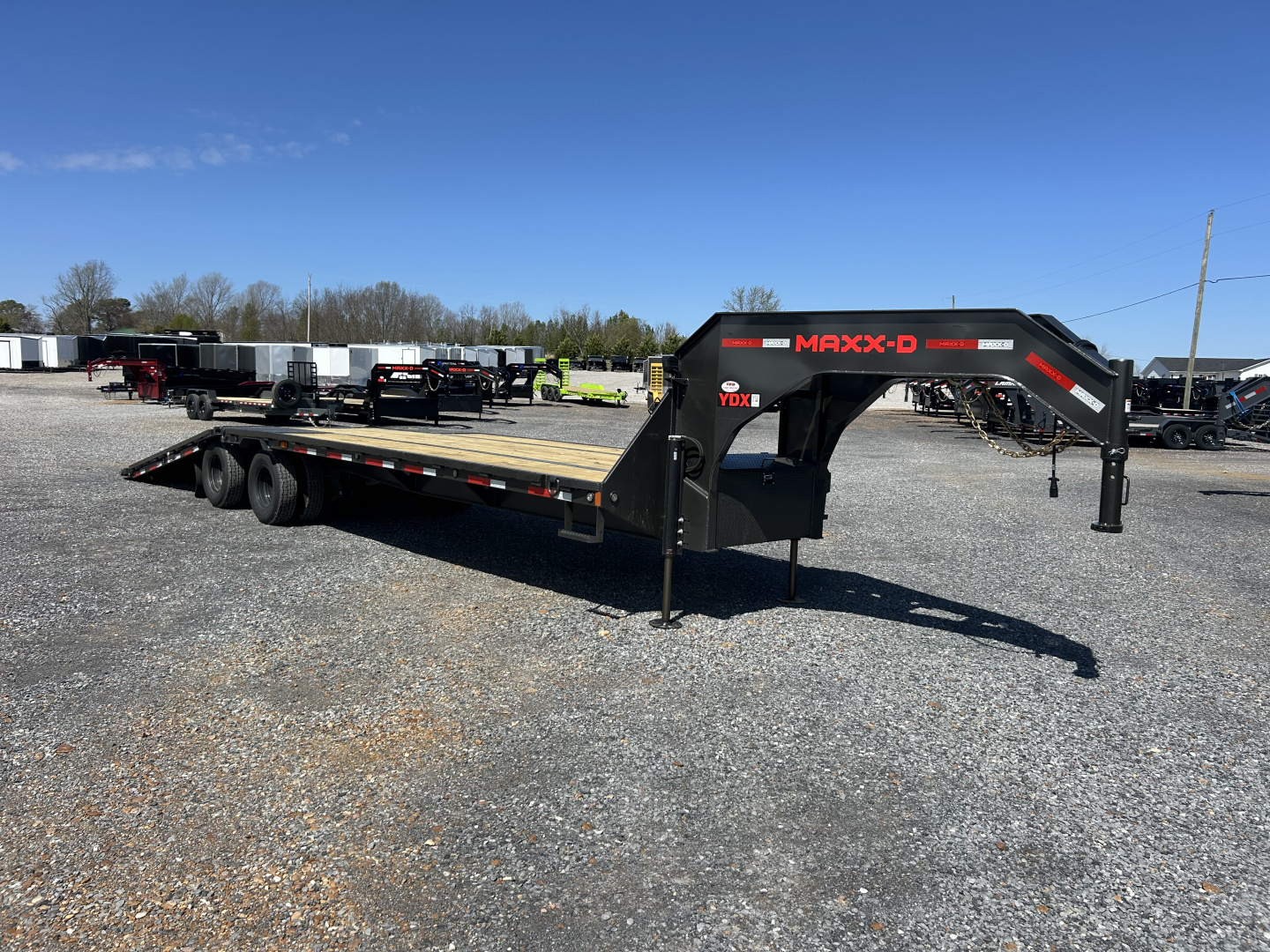 New 2026 MAXXD Hydraulic Dovetail Gooseneck Trailer | 32' x 102' 25K GVWR