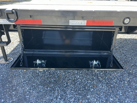 New 2026 MAXXD Hydraulic Dovetail Gooseneck Trailer | 32' x 102' 25K GVWR