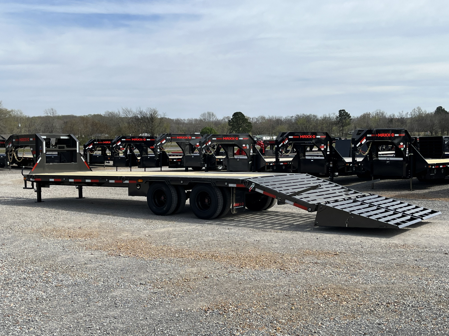 New 2026 MAXX-D 102"X28' 25.9K Gooseneck Flatbed Trailer