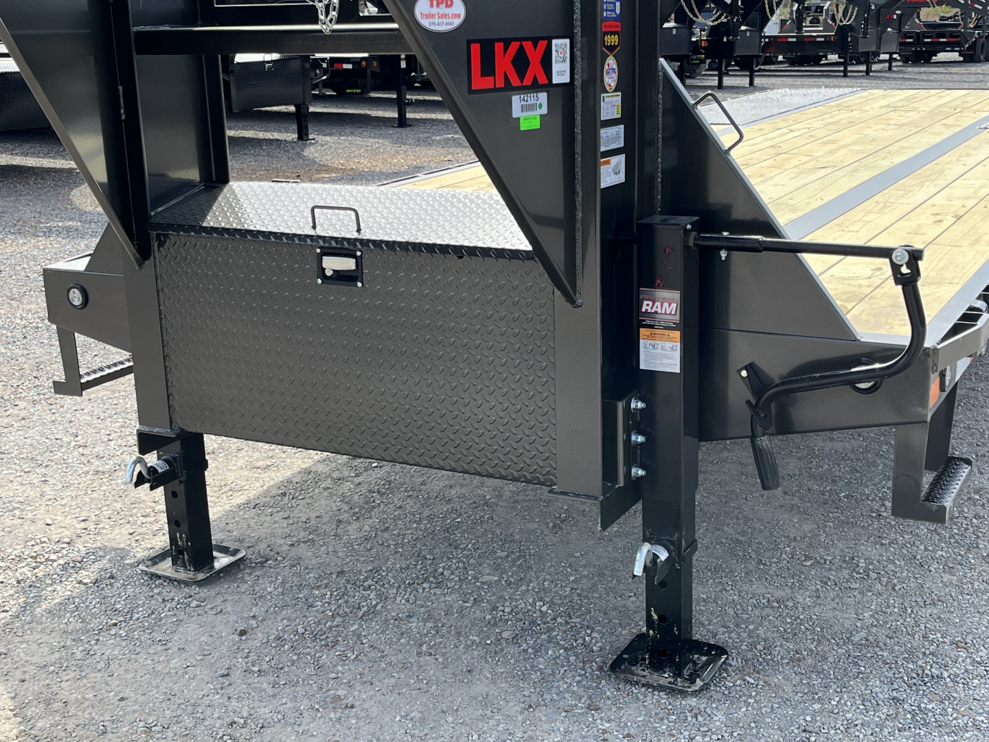 New 2026 MAXX-D 102"X28' 25.9K Gooseneck Flatbed Trailer