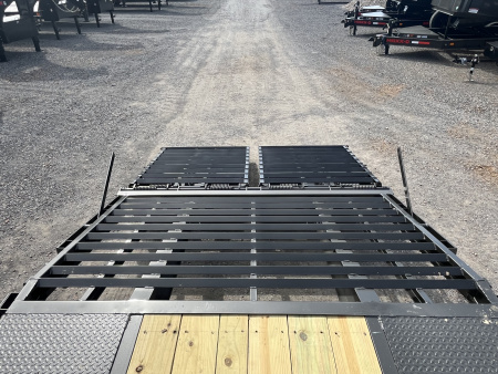 New 2026 MAXX-D 102"X28' 25.9K Gooseneck Flatbed Trailer