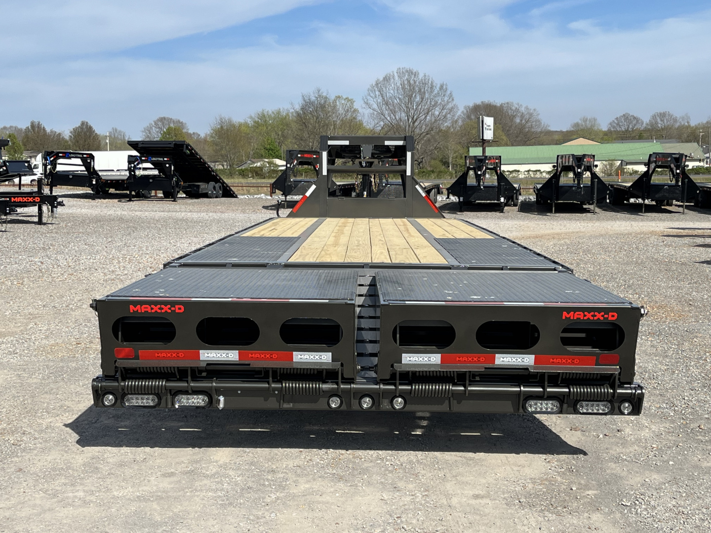 New 2026 MAXX-D 102"X28' 25K Gooseneck Flatbed Trailer