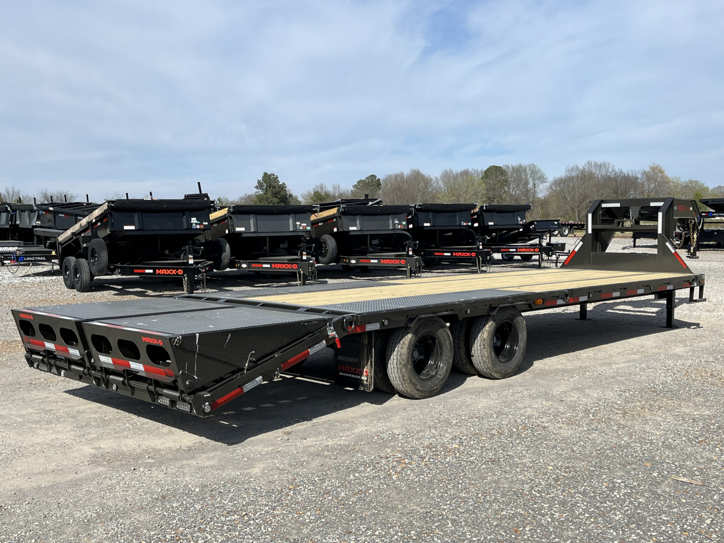 New 2026 MAXX-D 102"X28' 25K Gooseneck Flatbed Trailer