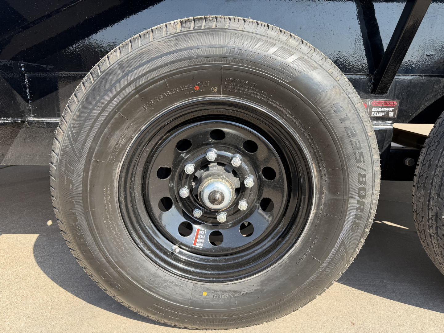 New #380648 2026 LOAD TRAIL GC 22 X 102 TANDEM AXLE 14K GOOSENECK EQUIPMENT HAULER W/ STAND UP RAMPS