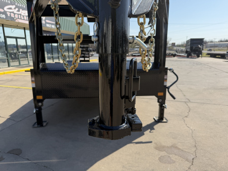 New #380648 2026 LOAD TRAIL GC 22 X 102 TANDEM AXLE 14K GOOSENECK EQUIPMENT HAULER W/ STAND UP RAMPS