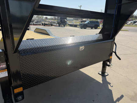 New #380648 2026 LOAD TRAIL GC 22 X 102 TANDEM AXLE 14K GOOSENECK EQUIPMENT HAULER W/ STAND UP RAMPS