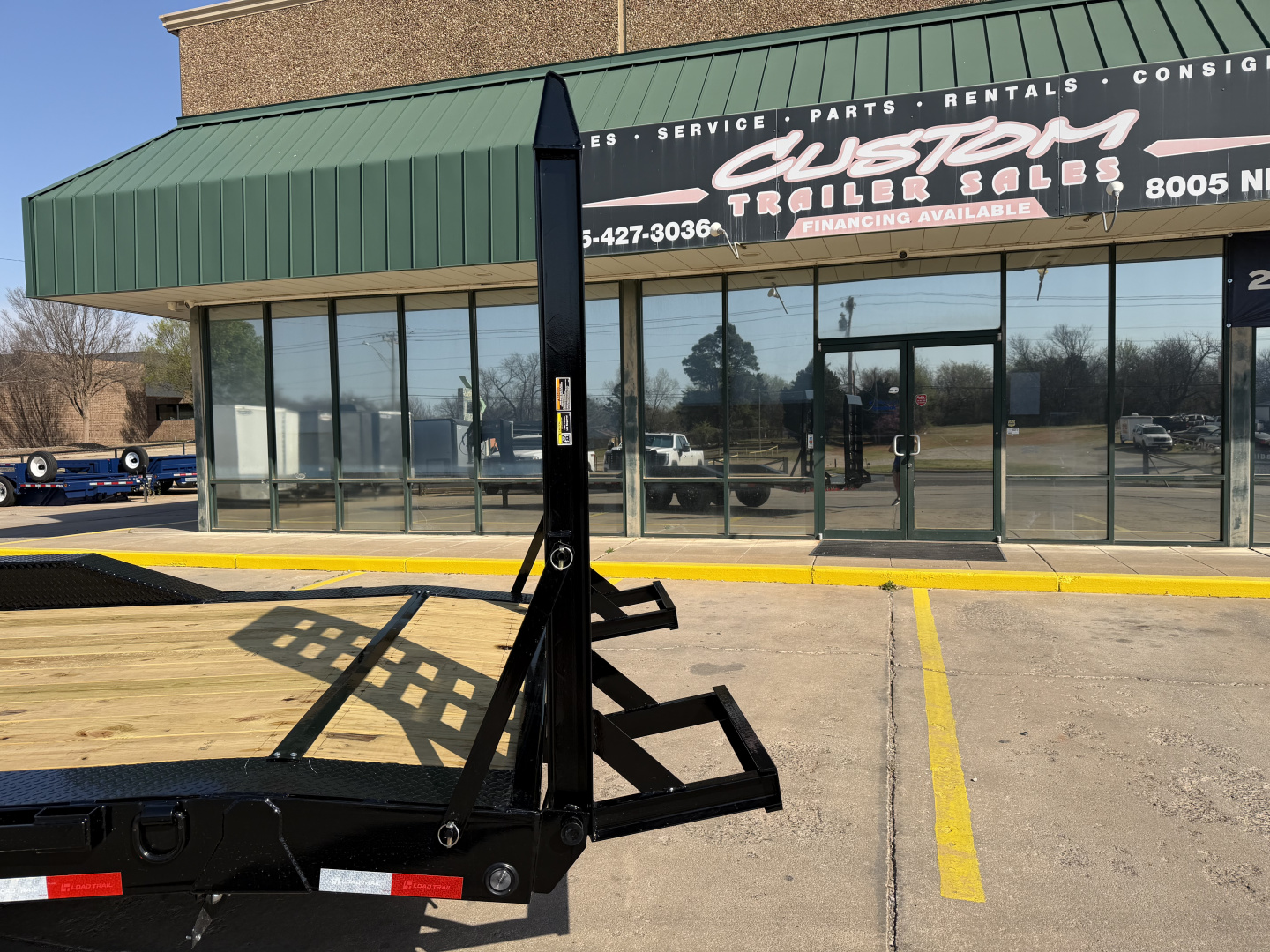 New #381198 2026 LOAD TRAIL GC 24 X 102 TANDEM AXLE 14K GOOSENECK EQUIPMENT HAULER W/ STAND UP RAMPS