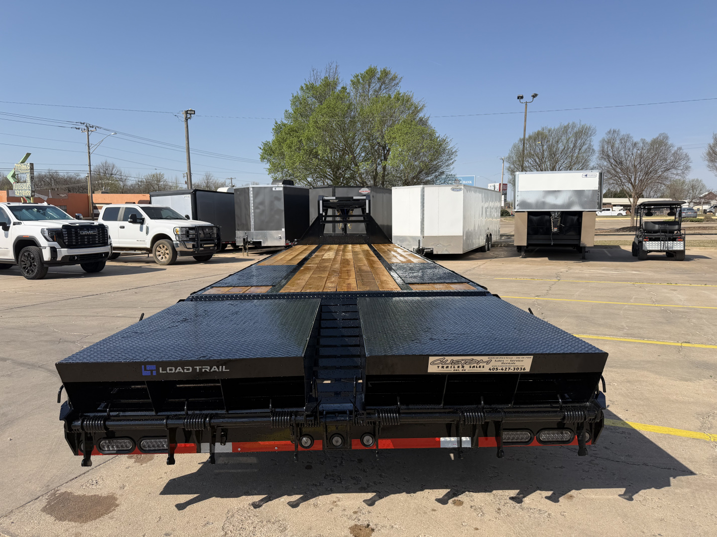 New #380415 2026 LOAD TRAIL GP 32 X 102 DUAL TANDEM LOW-PRO 24K GOOSENECK W/ MAX RAMPS