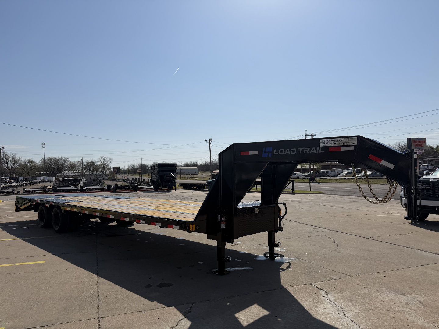 New #380415 2026 LOAD TRAIL GP 32 X 102 DUAL TANDEM LOW-PRO 24K GOOSENECK W/ MAX RAMPS