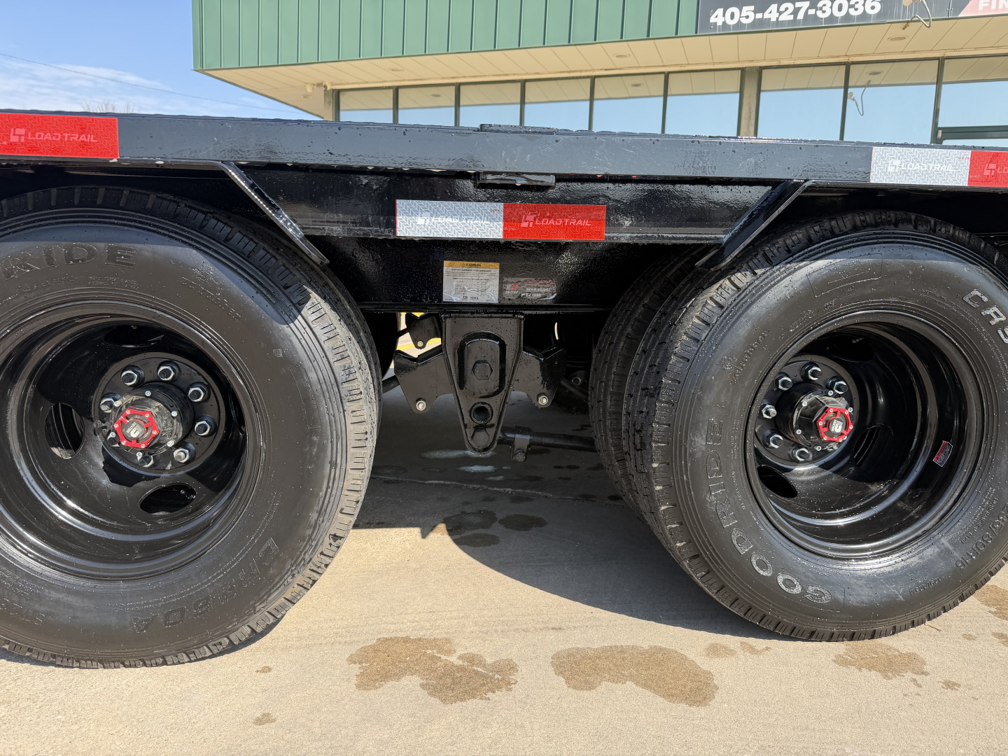 New #380415 2026 LOAD TRAIL GP 32 X 102 DUAL TANDEM LOW-PRO 24K GOOSENECK W/ MAX RAMPS