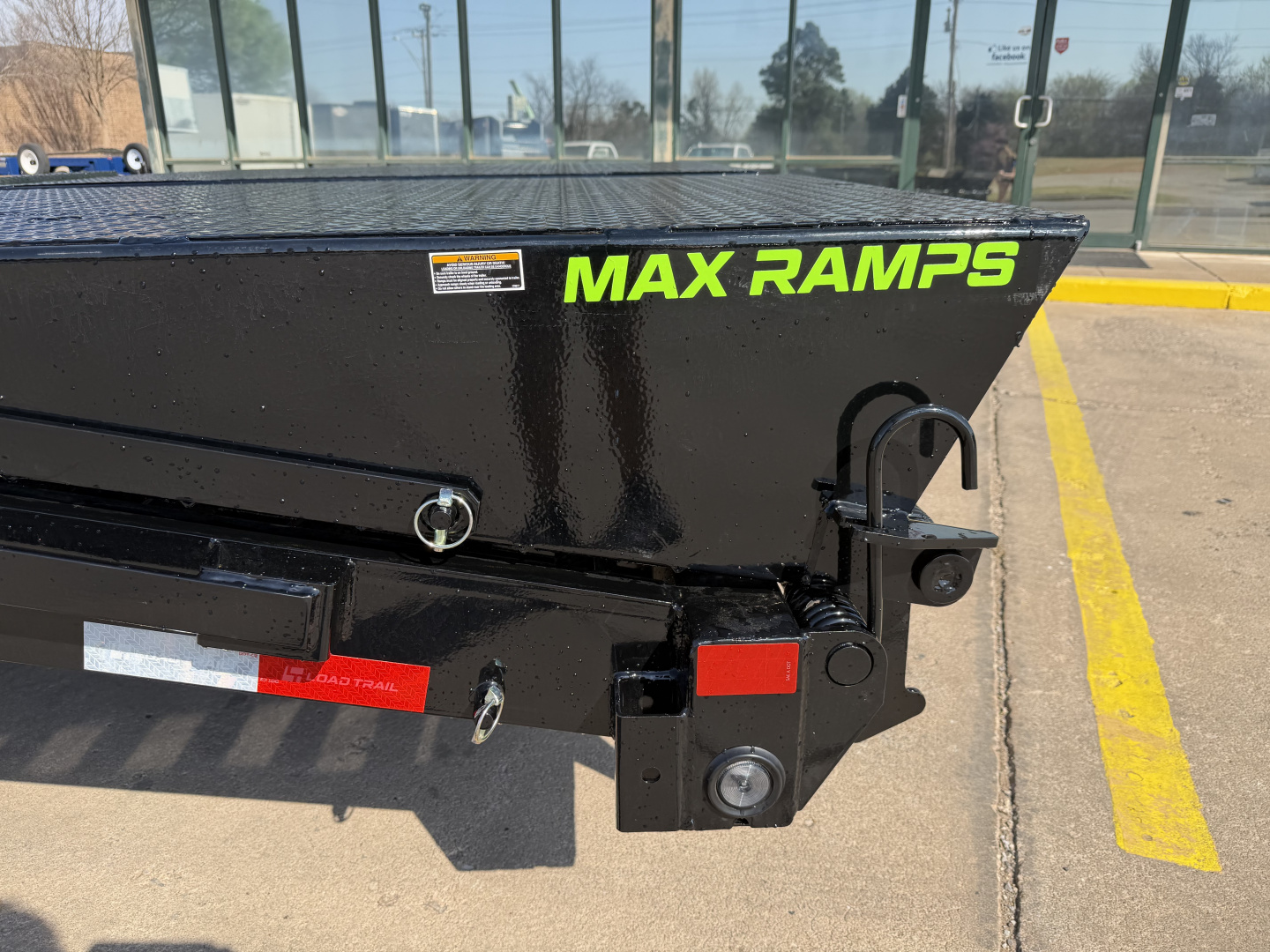 New #380415 2026 LOAD TRAIL GP 32 X 102 DUAL TANDEM LOW-PRO 24K GOOSENECK W/ MAX RAMPS