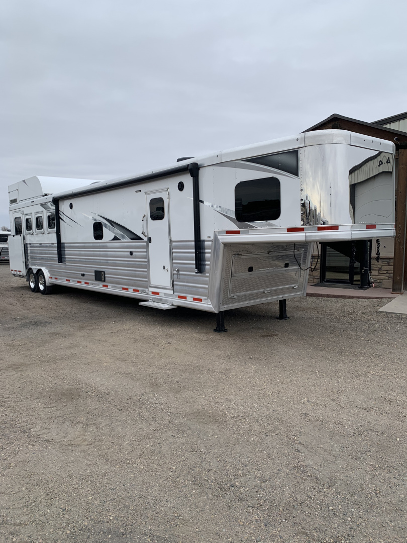 Used 2024 Lakota BH8416SR Horse Trailer