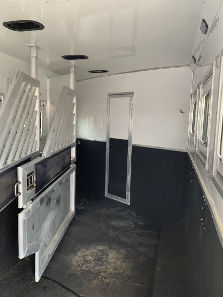 Used 2024 Lakota BH8416SR Horse Trailer